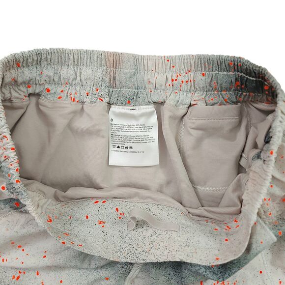 Lululemon Shorts Womens 8 Gray Hotty Low Rise 2.5" Reflective Lined Running Gym - Picture 6 of 12